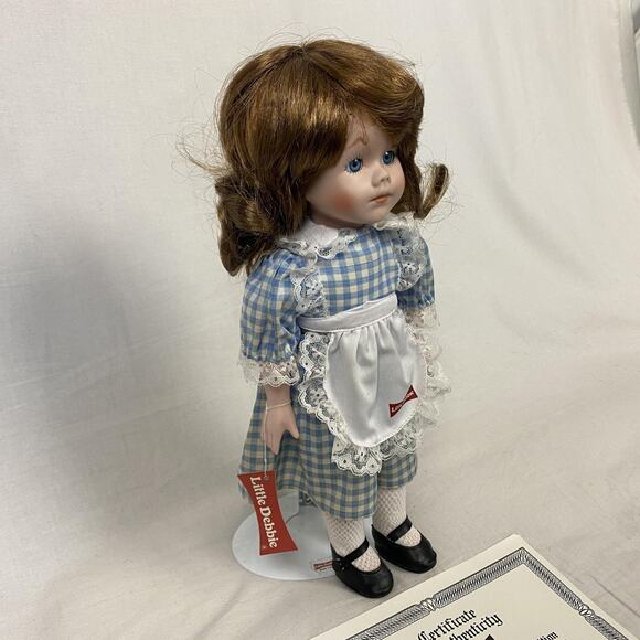 Vintage Little Debbie 30th Anniversary Porcelain Doll 1990 COA Dynasty Dolls 90s - Picture 6 of 14